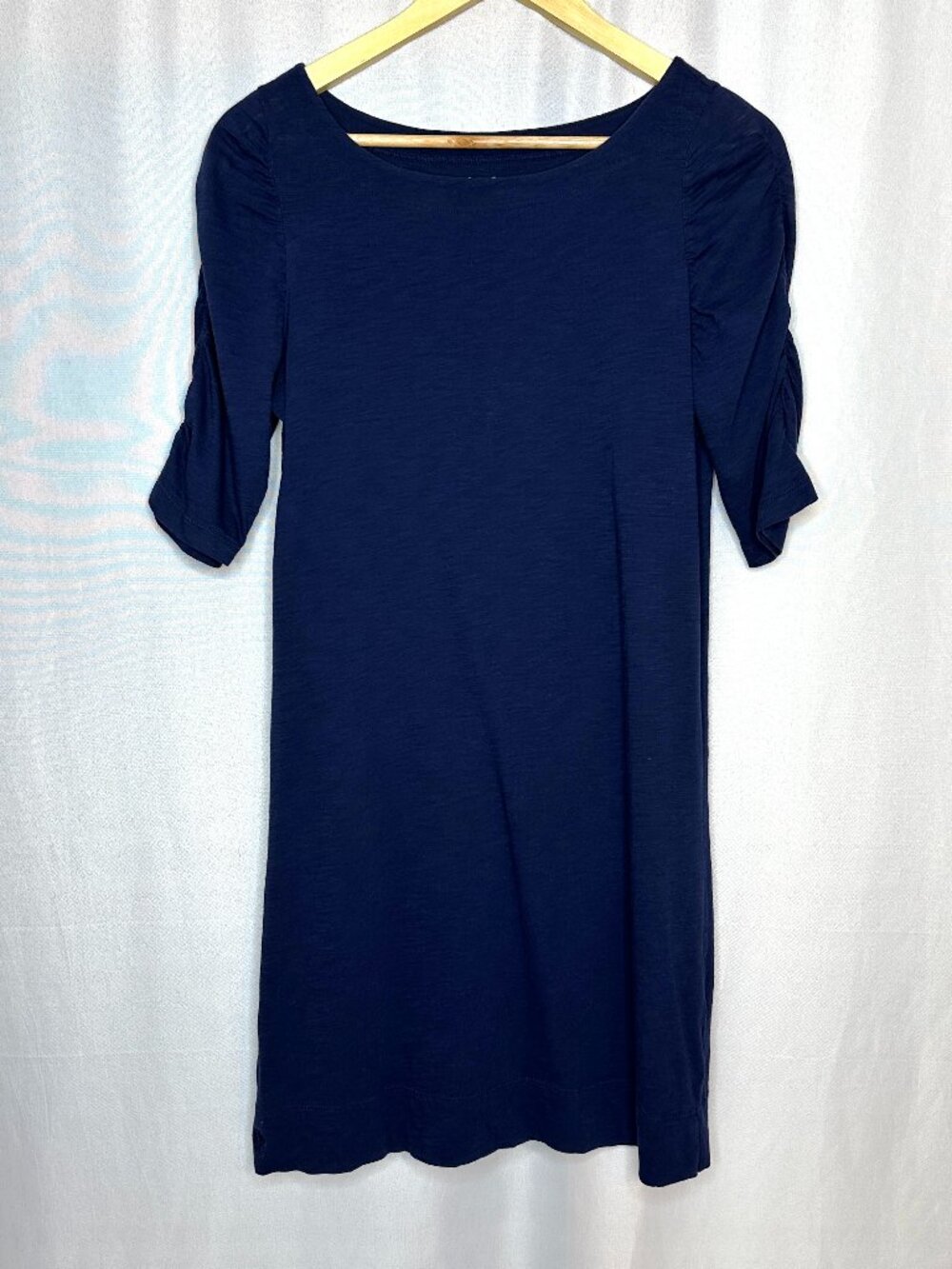 Lilly‎ Pulitzer Shift Dress Ruched Sleeves Medium Elevated Capsule Minimalist